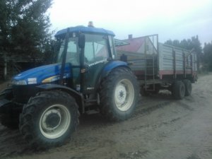 New Holland td80d