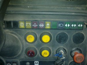 Deutz Fahr DX 6.30 - kontrolki 1