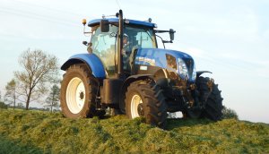 New Holland T7.210