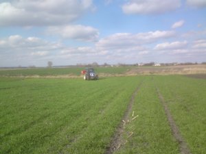 New Holland T4030 Deluxe & Unia MX Premium 1200