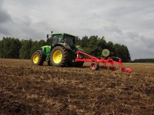 Johm Deere 6630 + UG Tur  R 40 4+1