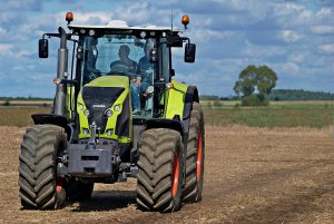 Claas Axion 850