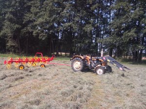 Ursus C-330M+ Zgrabiarko Przetrząsacz Gwiazdowy Agromet