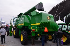 John Deere W540