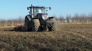 New Holland T7070 Blue Power