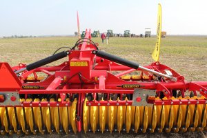 Vaderstad Carrier