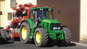 John Deere 6930 i Kverneland Monopill 18