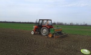 Massey Ferguson 255 i Amazone D7