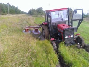 Massey Ferguson 255