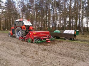 Agregat uprawowo-siewny