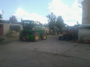 John Deere 7400 i 6810