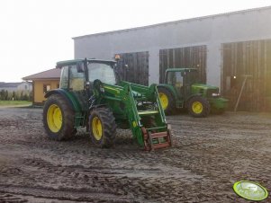 John Deere x2