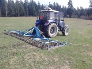 Farmtrac 80 WD + Włóka łąkowa