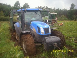 New Holland T6030