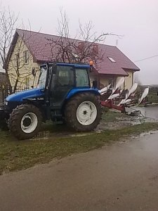 New Holland TL 100