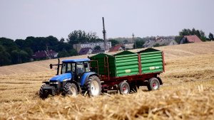 New Holland TM120 + Metaltech DB14000