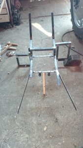 Rama podłogi do MF 255