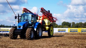 New Holland T5 & Kverneland