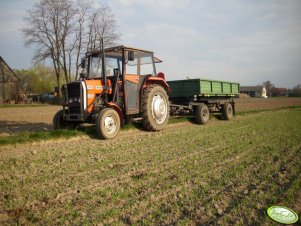 Massey Ferguson 255