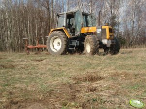 Renault + Pług Krone