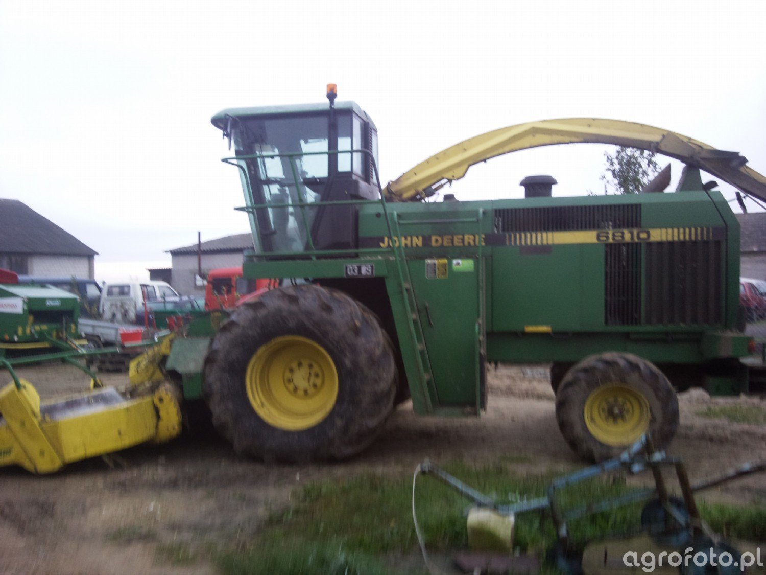 John Deere 6810 - foto sieczkarni samobieżnej #462590 - Galeria ...