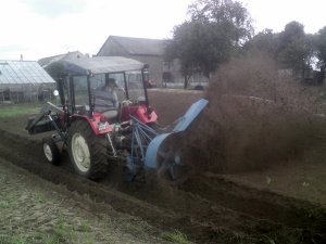 Ursus C-330 + obsypnik