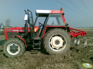 Zetor 8145 + głębosz Agro-Factory