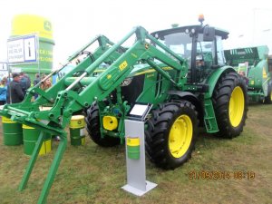 John Deere 6100RC