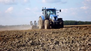 New Holland T7050 & Rabe Werk