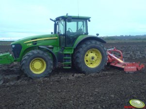 John Deere 7730