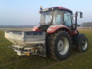 Case Farmall 65C + Bogballe 500