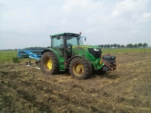 John Deere 6140R