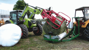 Claas Axos 340 CX