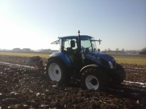 New Holland T5.95