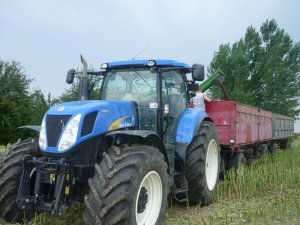 New Holland t7070