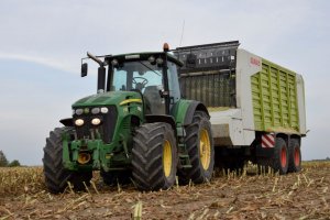 John Deere 7730 & Claas Cargos 9500