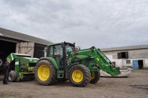 John Deere 6230