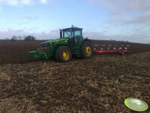 John Deere 8130 i Vis