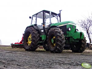 John Deere 2850 