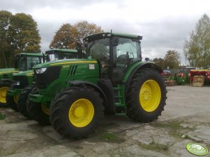 John Deere 6210R