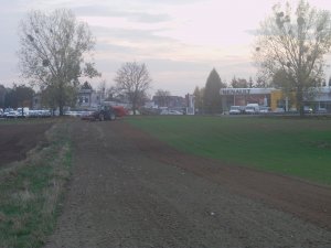 Valtra t162 & Kuhn & Wał uprawowy