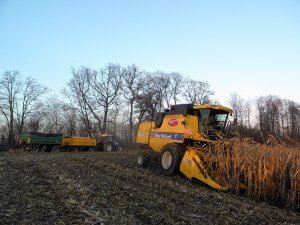 New Holland TC 5070