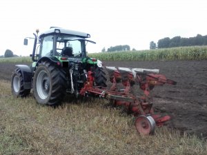 Deutz Fahr Agrofarm 430 & pług Niemeyer