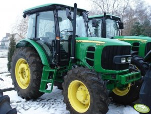 John Deere 6100D