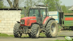 Massey Ferguson 8220