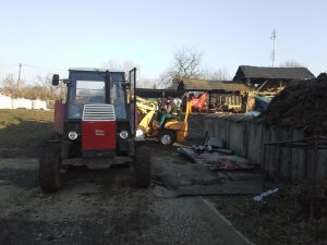 Zetor 8011 i miniładowarka