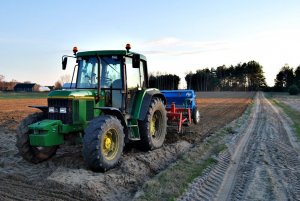 John Deere 6200 + AgroMasz AS 2,7 + Poznaniak