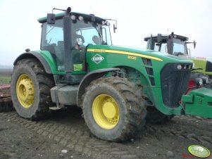 John Deere 8330 + Horsch