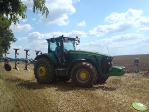 John Deere 8330 + Lemken