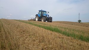 New Holland T6070 PC + Unia Cut